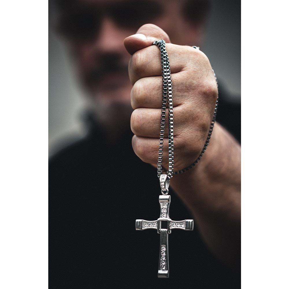 Fast And Furious Gold Diamond Cross Pendant 316L Stainless Steel With  Dominic Toretto Rhinestone Cross Crystal Chain For Mens Movies And Events  From Robertcovington, $14.4 | DHgate.Com